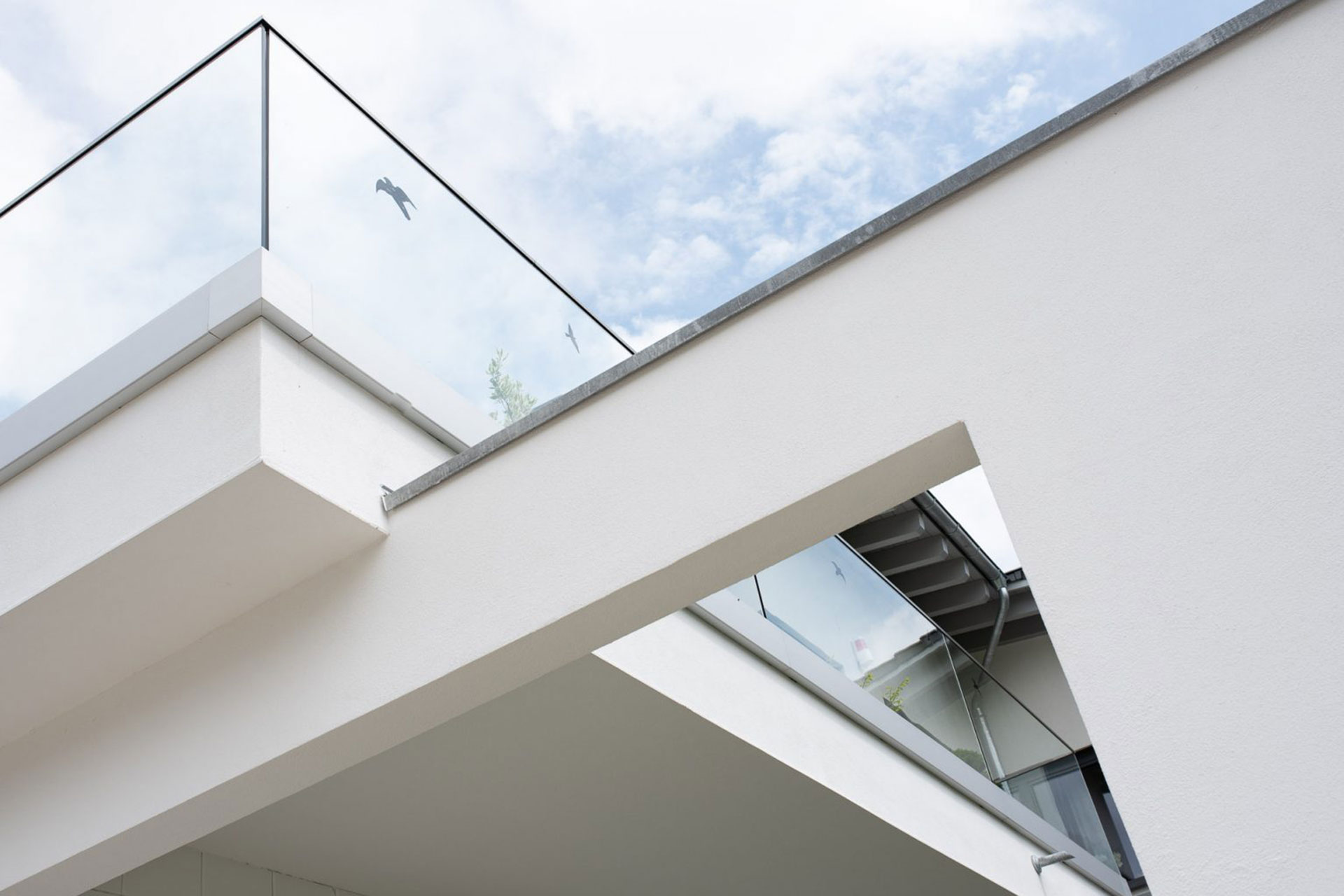 Terrasse mit Geländer aus Glas