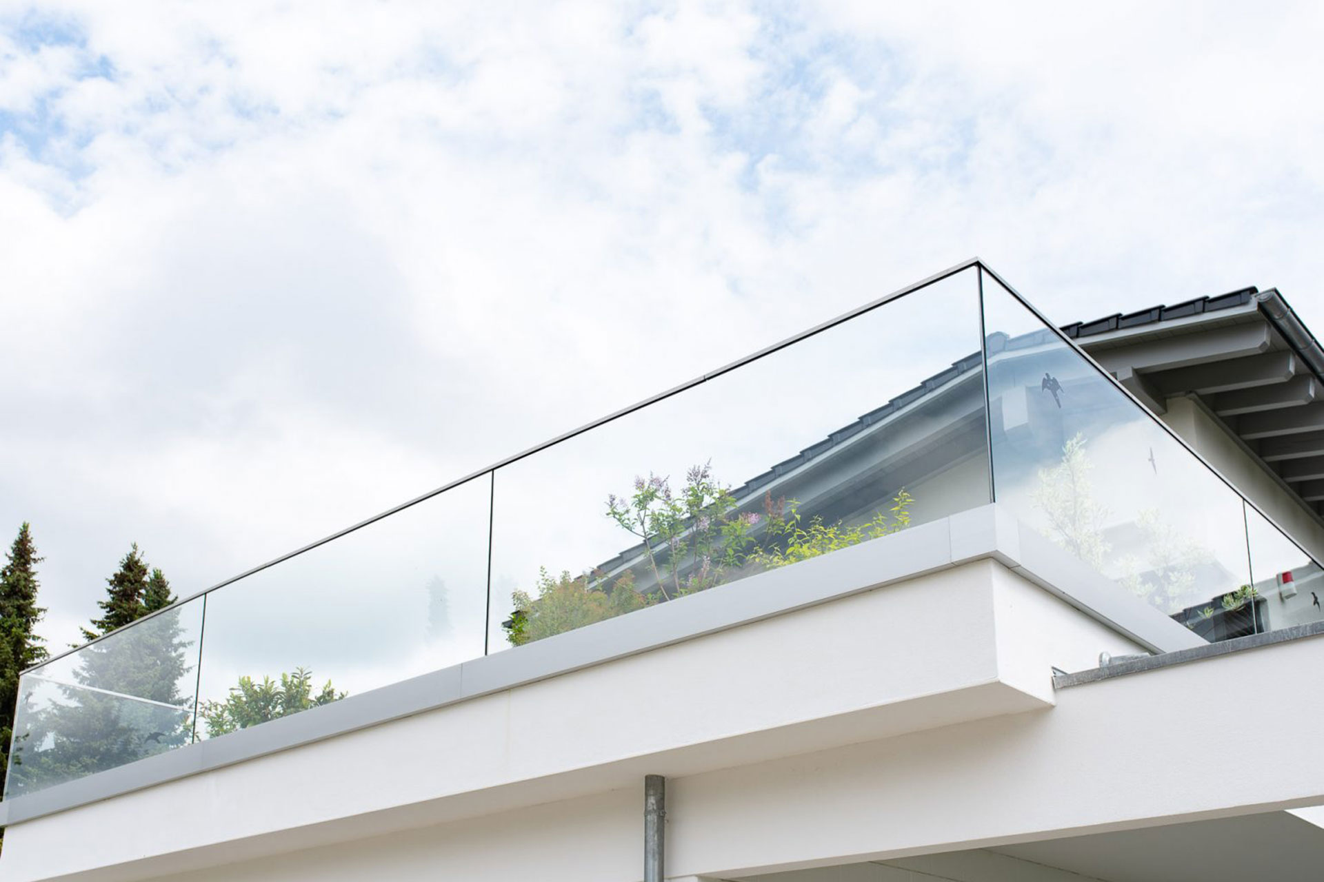 Terrasse mit Glasgeländer